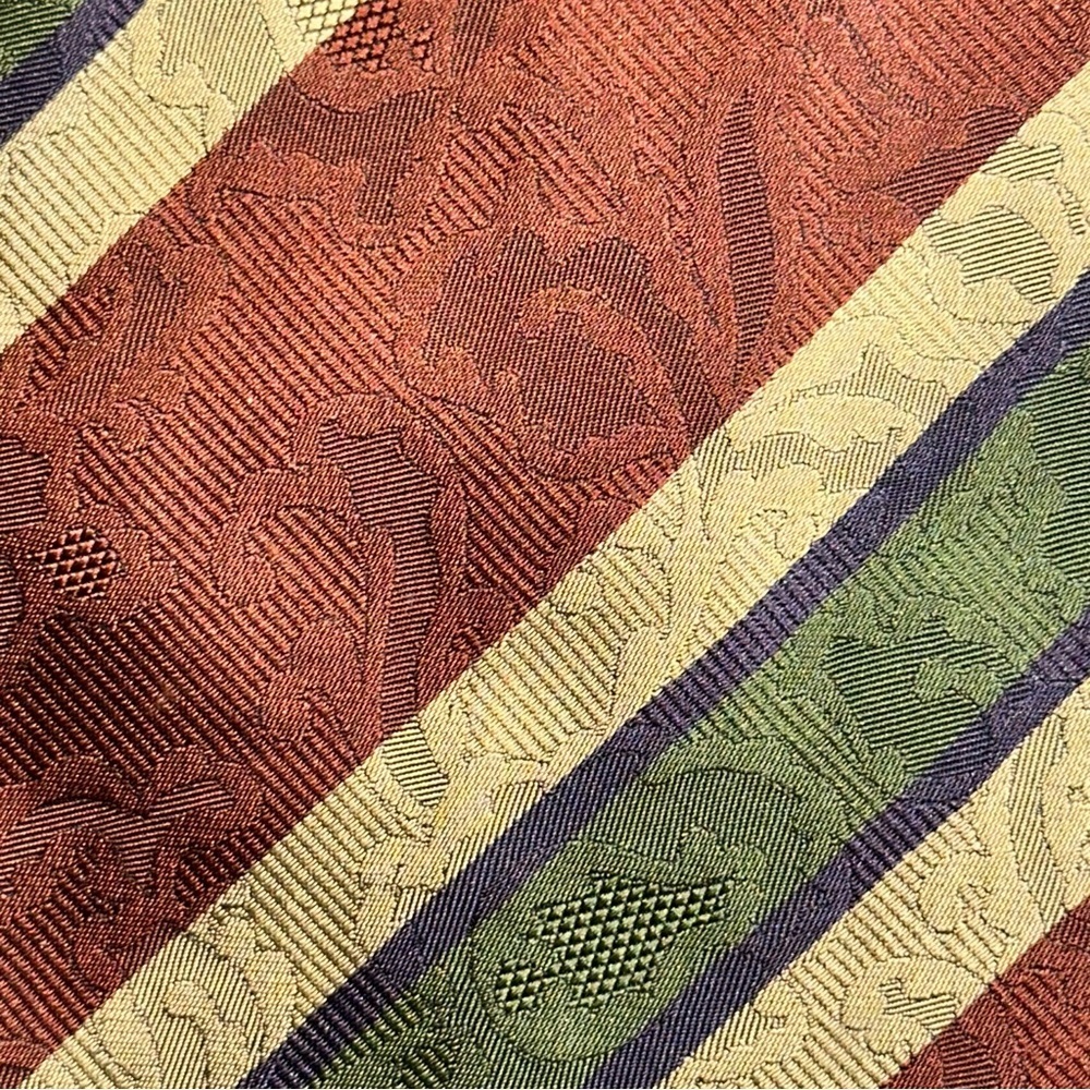 Burberry Vintage Handmade Burgundy Brown Striped Jacquard Print Silk Necktie Tie - Picture 4 of 8
